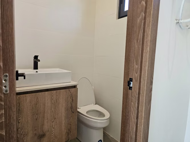 Casa Nueva con Energía Solar en Comunidad Cerrada – Cañas