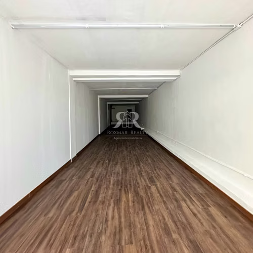 Local comercial en planta baja Avenida B