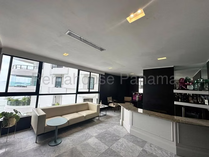 Alquiler de Apartamento en Paitilla J800GRR