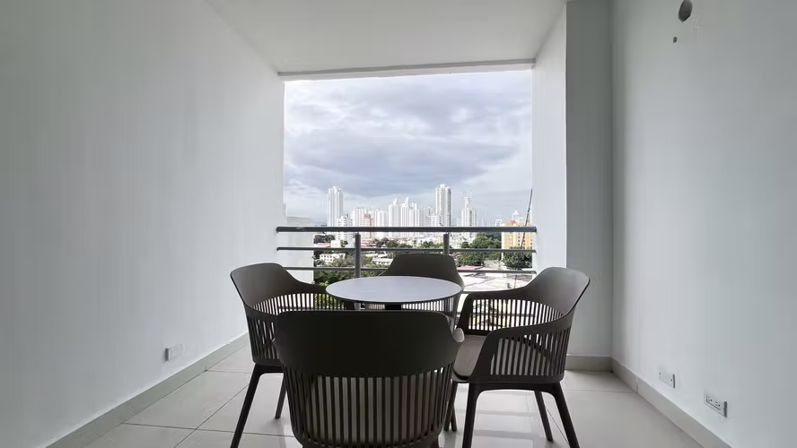 Apartamento Ph Teus Tower II Carrasquilla San Francisco  - Amoblado con Vista al Mar