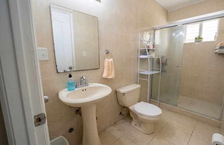 . Apartamento en Edison Park I amoblado I 2 Rec I con balcon y excelente ubicacion