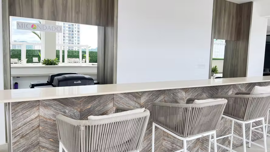 Encantador Apartamento PH Mi Condado Condado del Rey