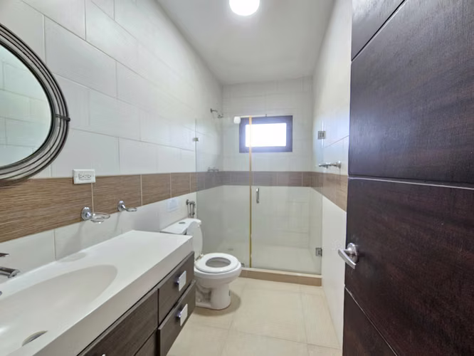 Casa con Vista al Mar en Comunidad Privada – Pedasí