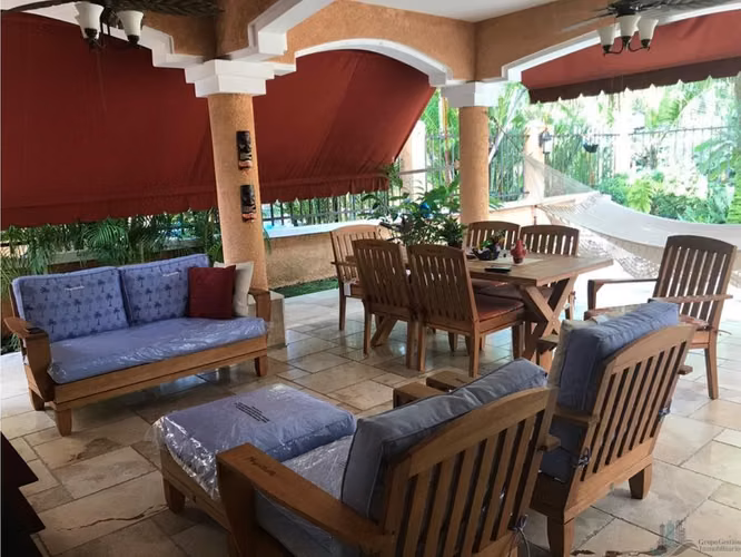 VENTA CASA EN CLAYTON 450 M2 CON PISCINA CLAYTON VILLAGE