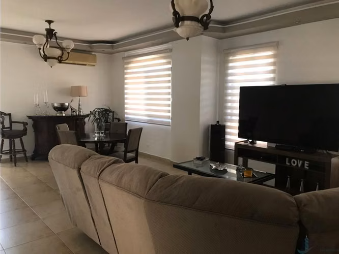 VENTA CASA EN CLAYTON 450 M2 CON PISCINA CLAYTON VILLAGE