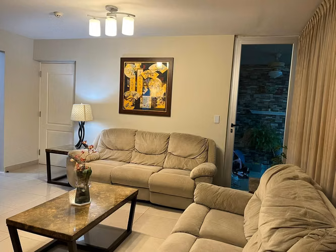 * Apartamento en Chanis I amoblado I 3 rec I con balcon y excelente ubicación