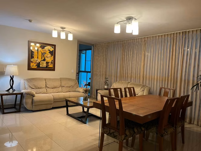* Apartamento en Chanis I amoblado I 3 rec I con balcon y excelente ubicación