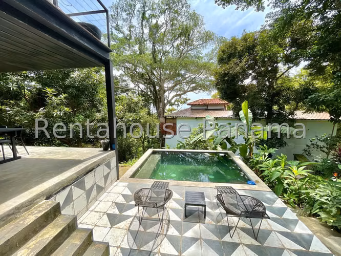 VENTA DE NEGOCIO EN SABOGA