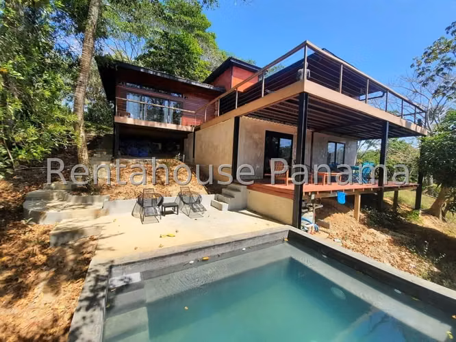 VENTA DE NEGOCIO EN SABOGA