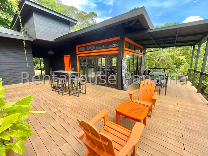VENTA DE NEGOCIO EN SABOGA