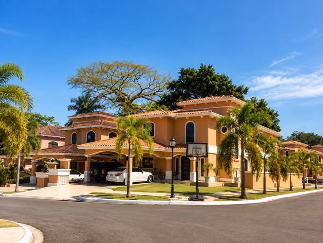 VENTA CASA EN CLAYTON 4 RECAMARAS CON PISCINA CLAYTON VILLAGE MLD