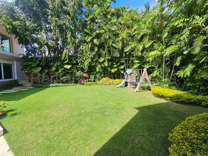 Casa en venta en Altos de Golf, Panama  27EPP436