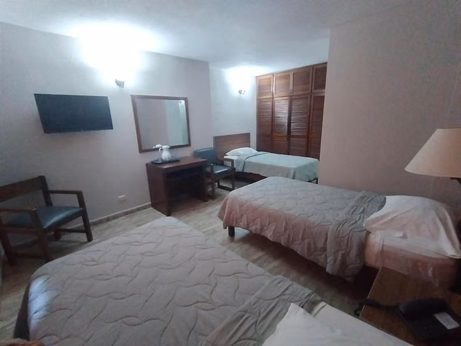 VENTA DE EDIFICIO EN BELLAVISTA  - HOTEL