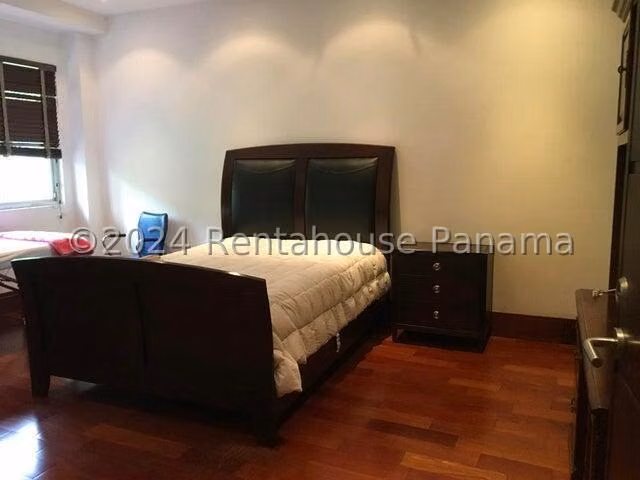 Casa en Venta en Punta Pacífica 24EPP8180