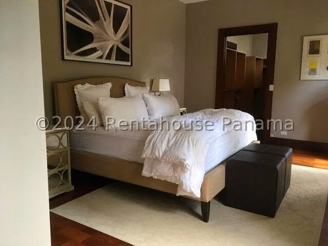 Casa en Venta en Punta Pacífica 24EPP8180