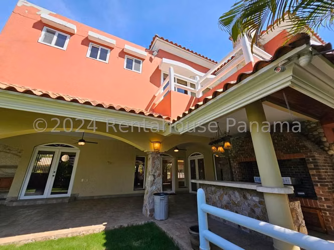 Casa en venta en Altos de Golf Con Piscina 26EPP2466
