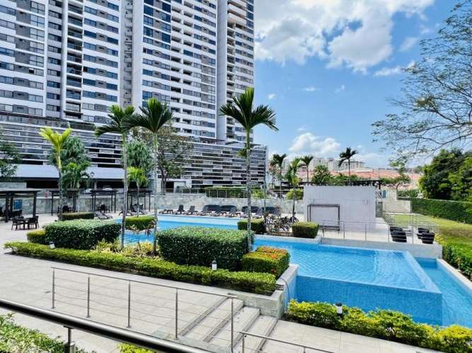Apartamento en Condado Country Club - Pedir Video al Whatsapp 