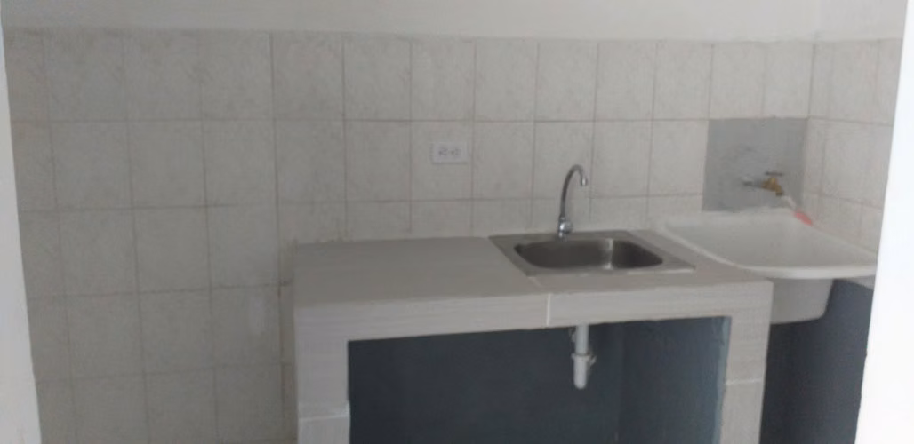 VENTA DE EDIFICIO EN ANCON  - TROPICANA