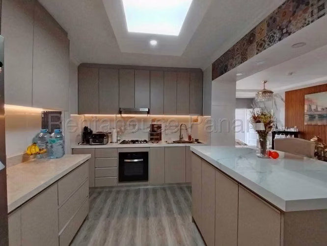 VENTA DE CASA BRISAS DEL GOLF GM
