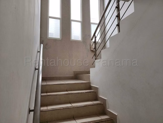 VENTA DE CASA BRISAS DEL GOLF GM