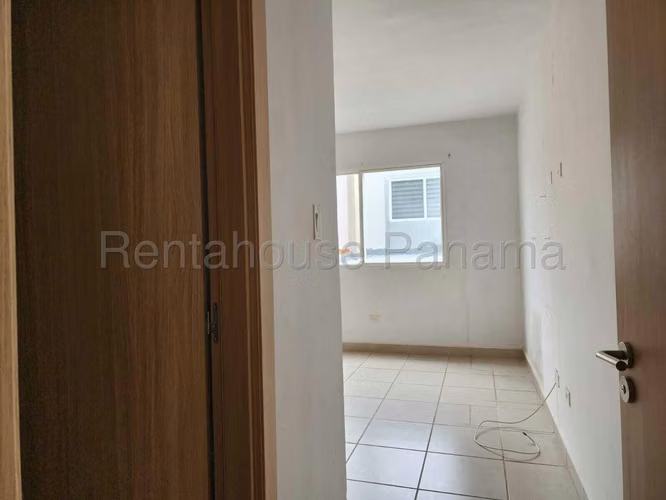 VENTA DE CASA BRISAS DEL GOLF GM