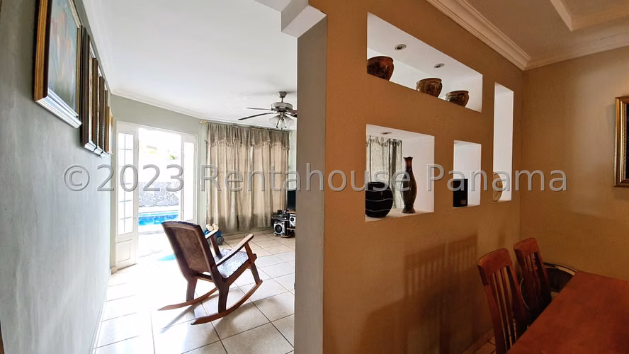 VENTA DE CASA BRISAS DEL GOLF GM