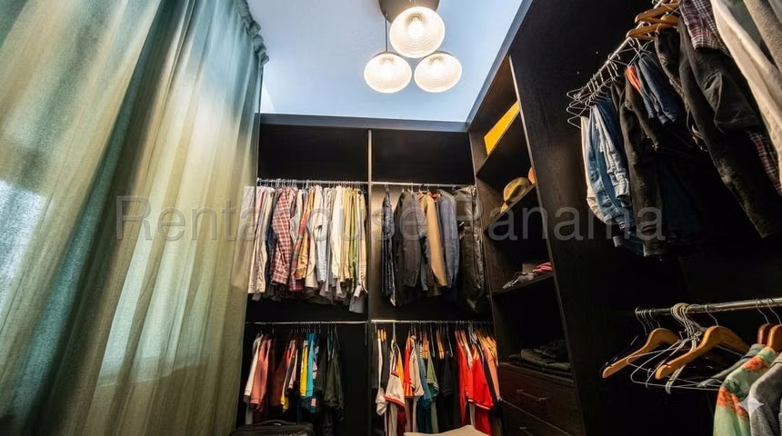 Apartamento en Alquiler en Avenida Balboa Full Amoblado.EH