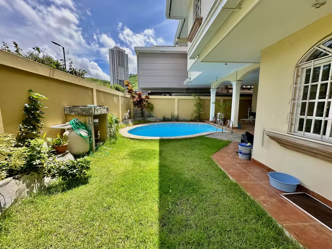 House for sale in Altos de Panama with patio and pool