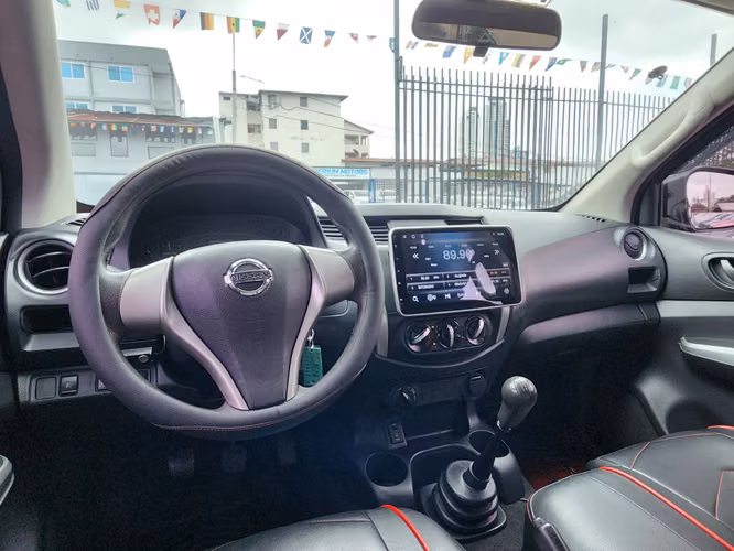 Nissan Frontier Np