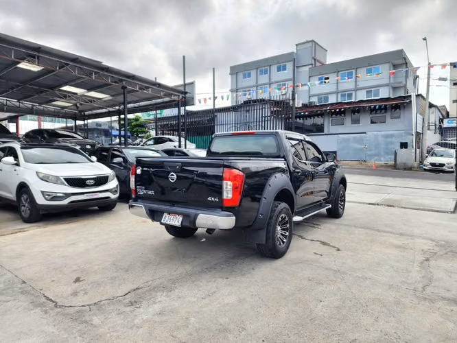 Nissan Frontier Np