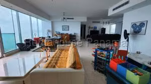 Apartamento en Venta en Costa del Este 27jack761
