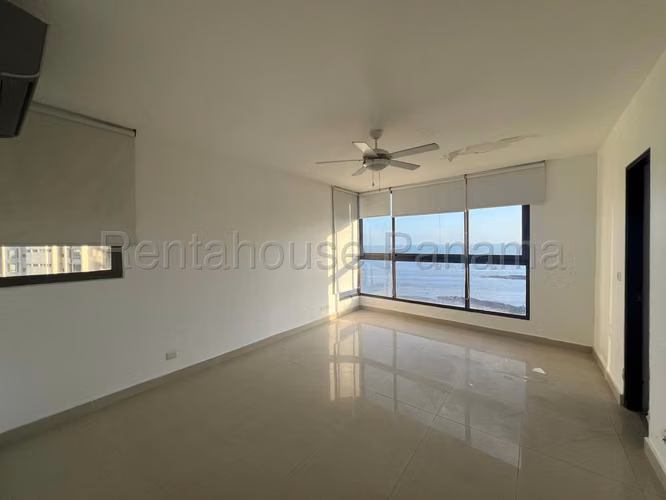 Apartamento de 245 m² en Venta en San Francisco 27PPM828