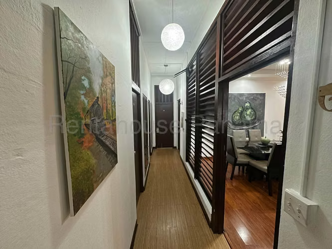 Venta de Casa Con Amplio Jardin en Albrook 26*8918Mfk