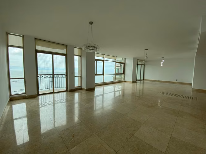 264164. Se vende al mejor precio apartamento vista al mar, 394m