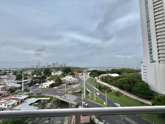 Venta de apartamento en Coco del mar - 3 recamaras-180mts - L.G.