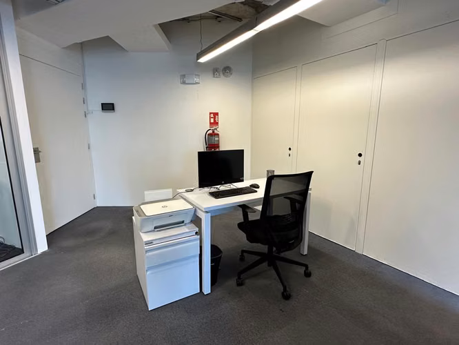 ALQUILO OFICINA  75 MTS, SEMI AMOBLADA EN OCEANIA BUSINESS PLAZA TORRE 1000, $1,600