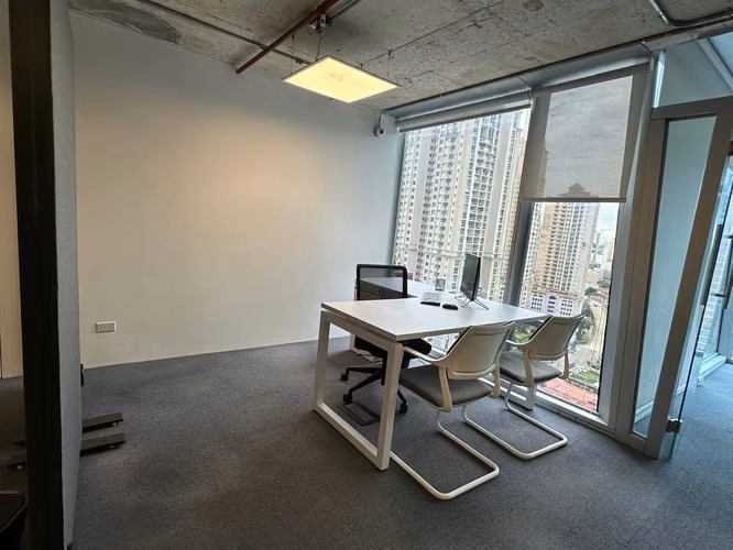 ALQUILO OFICINA  75 MTS, SEMI AMOBLADA EN OCEANIA BUSINESS PLAZA TORRE 1000, $1,600