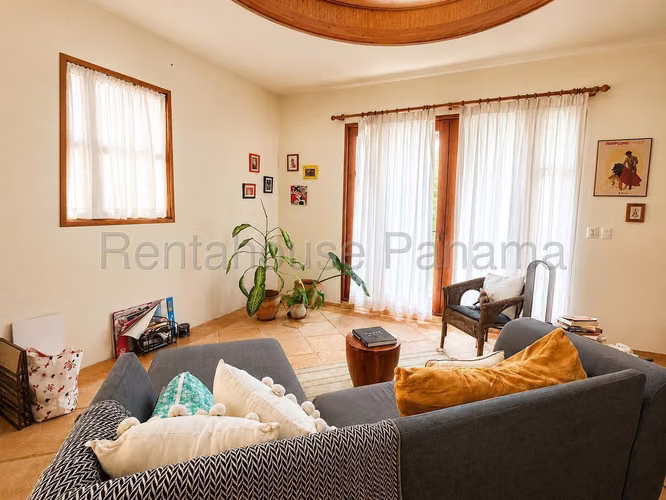 Venta Casa Pedasí - YD