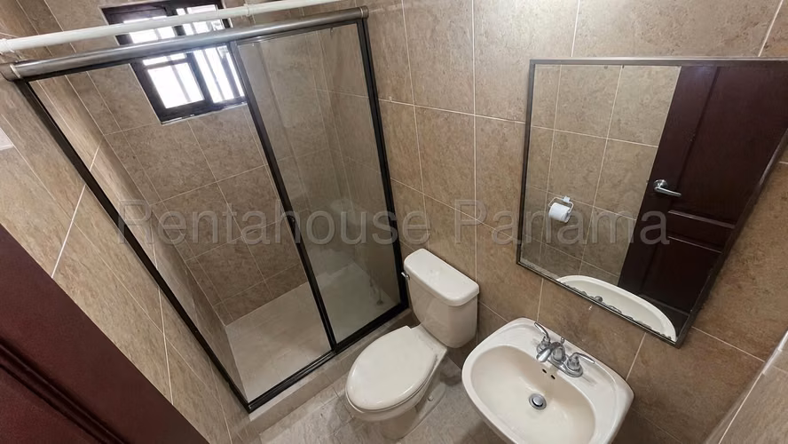 Venta Casa Las Cumbres - YD