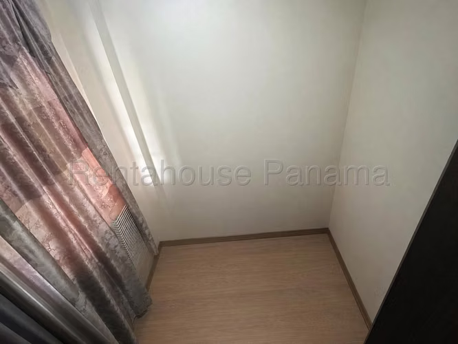 Venta Casa Las Cumbres - YD
