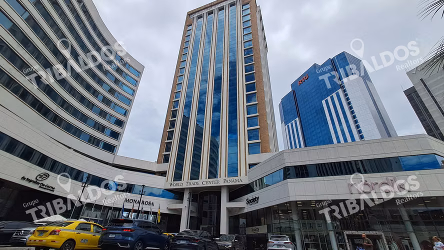 VENTA DE OFICINA EN PH WORLD TRADE CENTER