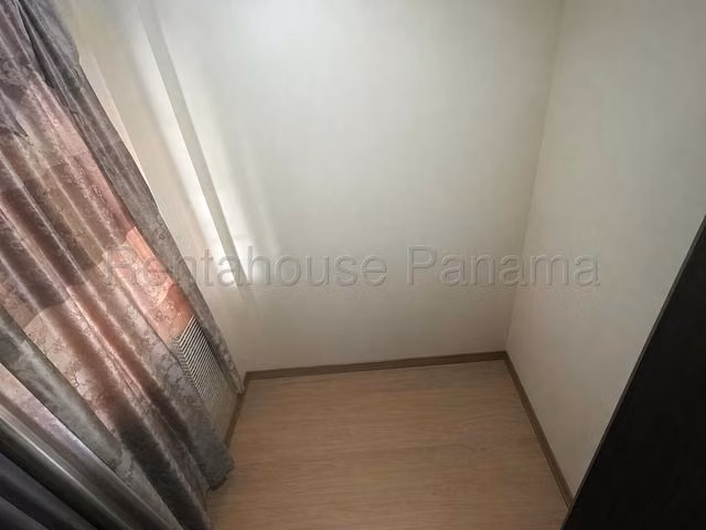 Venta de Casa en Las Cumbres 27LBR835