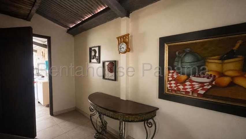 Venta de Casa en Las Cumbres 27LBR835