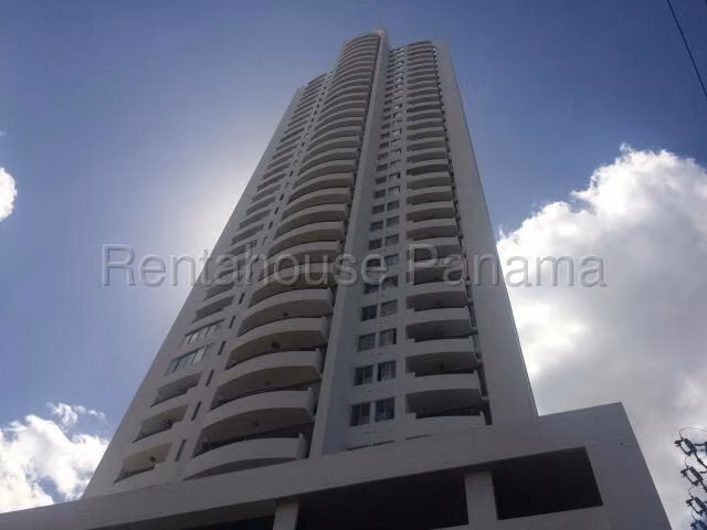 Venta de Apartamento con Línea blanca en San Francisco Ph Montemar EC