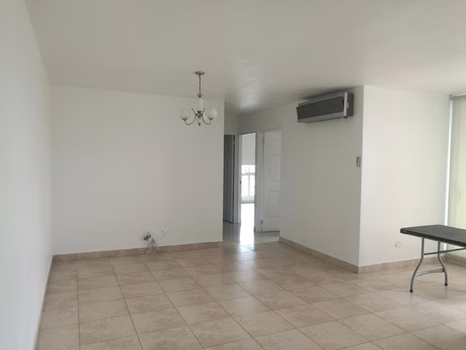 Venta de Apartamento con Línea blanca en San Francisco Ph Portofino EC