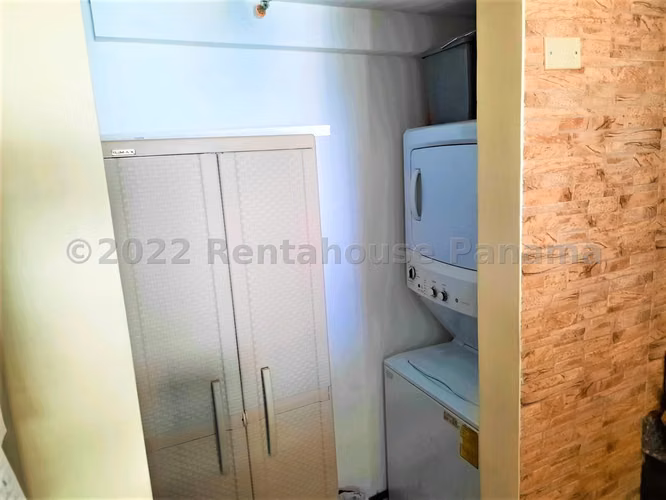 Venta de Apartamento con Línea blanca en Condado del Rey Ph Terrazas del Rey EC