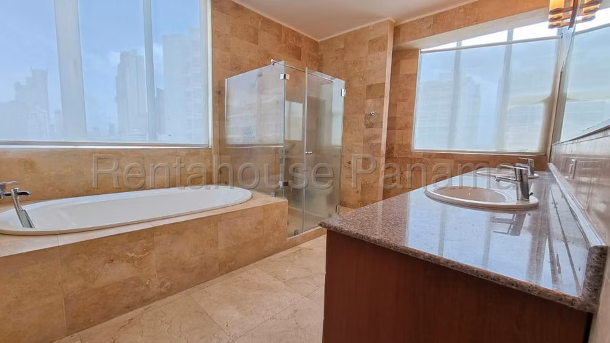 Alquiler de Apartamento en Paitilla Ph Torre del Parque KC