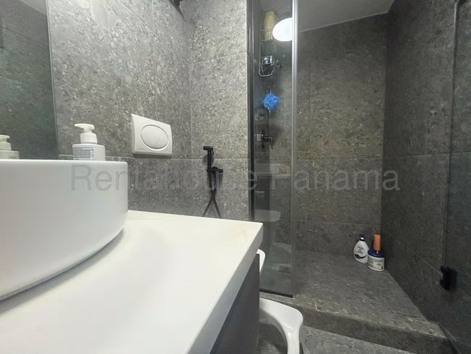 Alquiler de Apartamento en Coco del Mar Ph Dovle KC