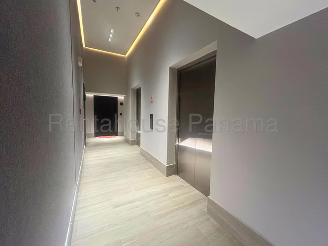Alquiler de Apartamento en Coco del Mar Ph Dovle KC