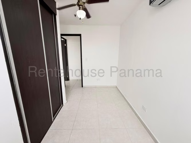 Alquiler de Apartamento en Avenida Balboa Ph Bay View KF